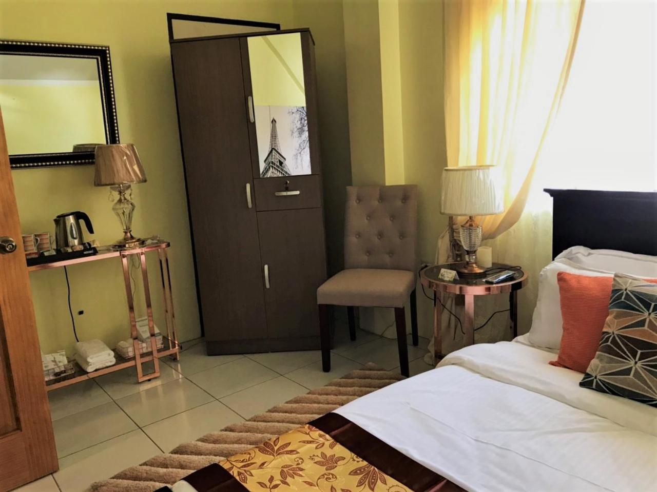Belfort House B&B Valencia  Værelse billede